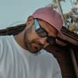 Product-Lifestyle-Auras-2048x2048_BrownTort3