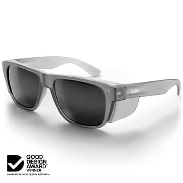 Fusions-XL-R-Matte-Graphite_Polarised-UV400-Lens_02-Angle
