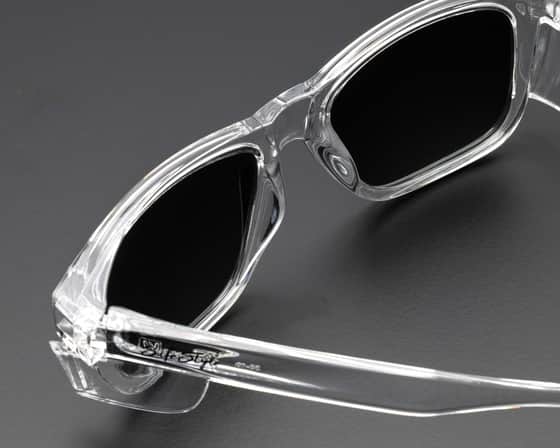 Oleophobic coating