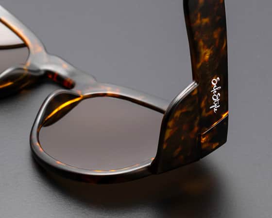 Shatterproof Polycarbonate