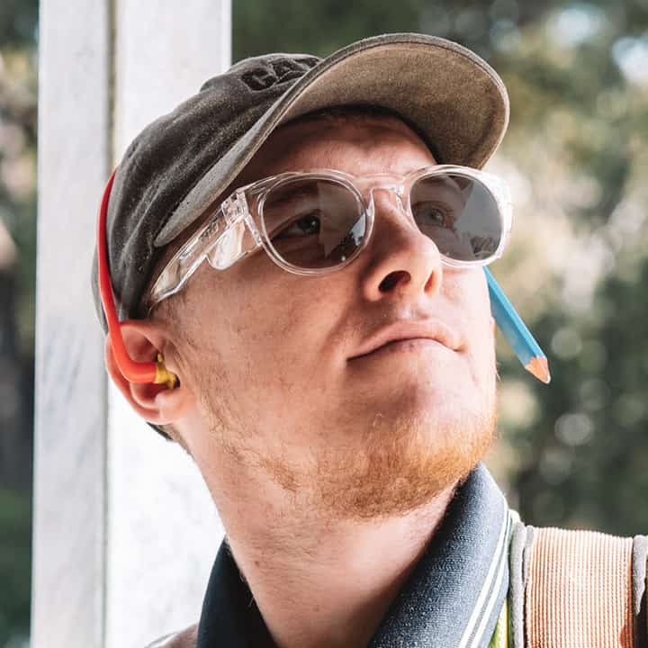 Tinted Photochromic Lens